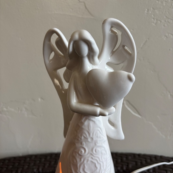 Delton Products Corp. Electric Ceramic Angel Lamp Night Light Approx. 12" H - Picture 2 of 13